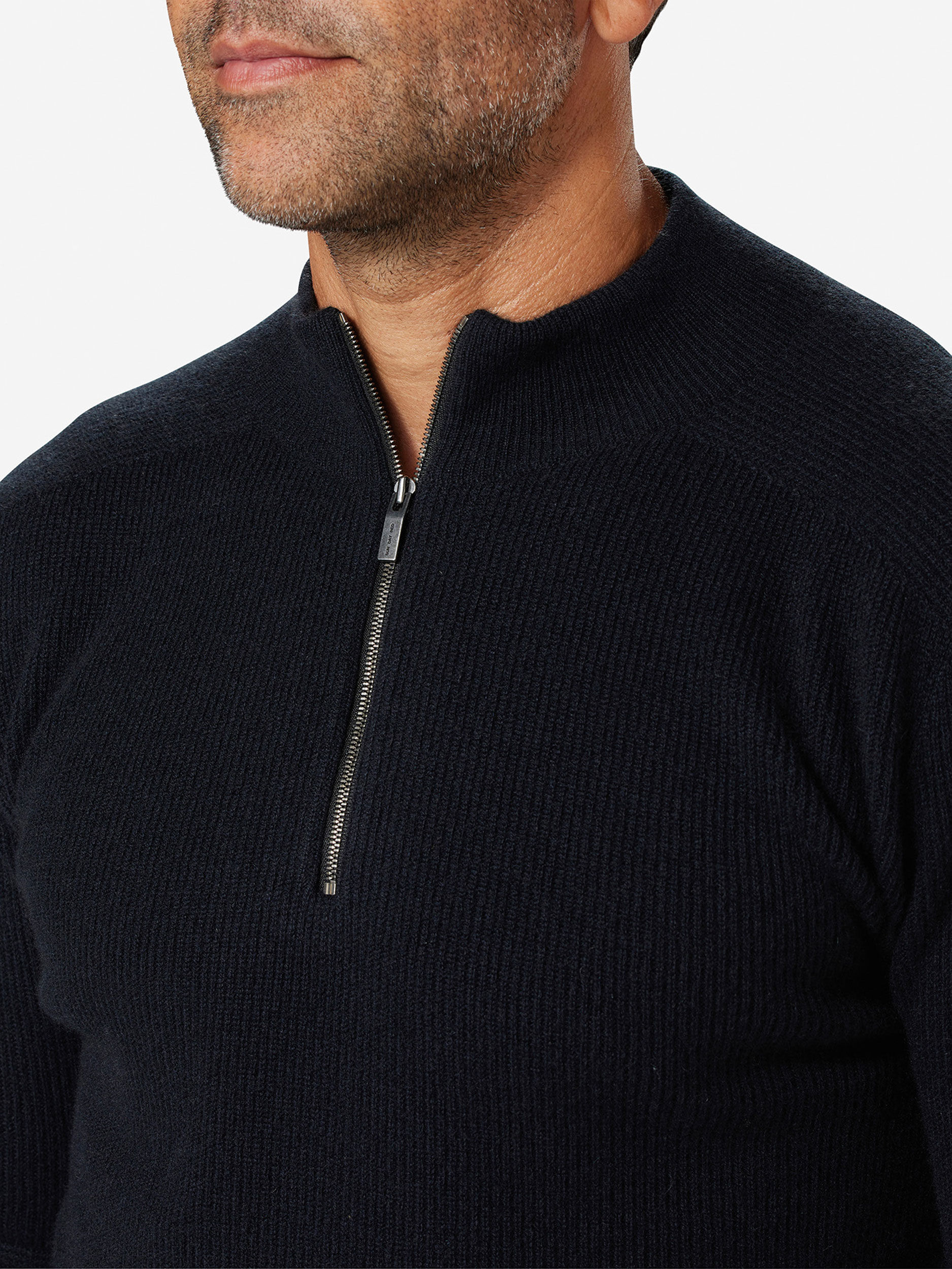 Sun Day Red 3D Knit Cashmere Quarter Zip Zwart | CE1923547